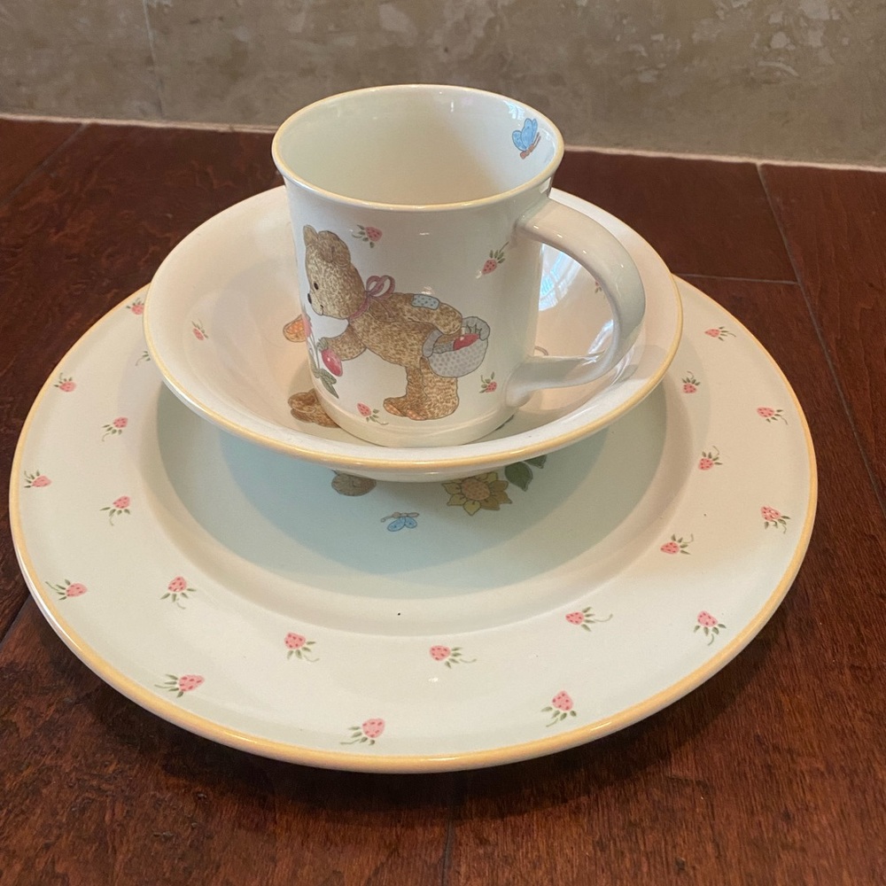 MIKASA Children's Snack Plate & Cup Set Teddy CC018 Japan Discontinued 11 1/8”